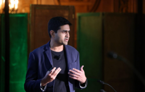 Vivek Ravisankar delivering an insightful keynote
